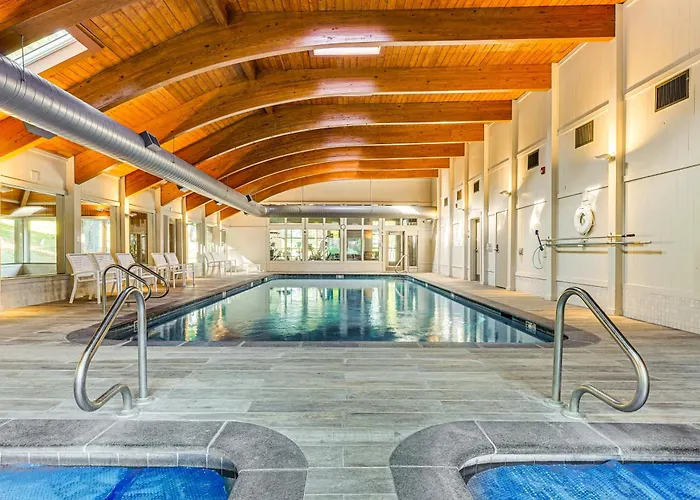 Walk To Ski Lift: Spacious Condo In West Dover!