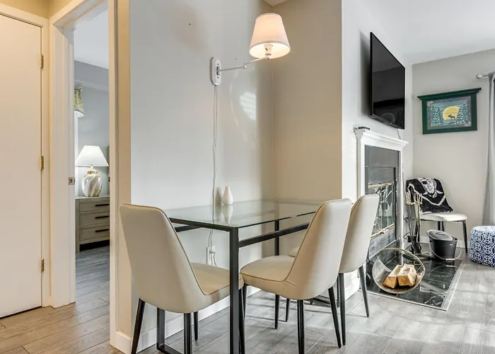 Hike, Bike & Swim: Mt Snow Condo W/ Resort Perks